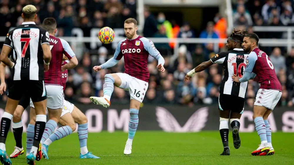 "The obvious result is..": Chris Sutton states his prediction on Aston Villa vs Newcastle